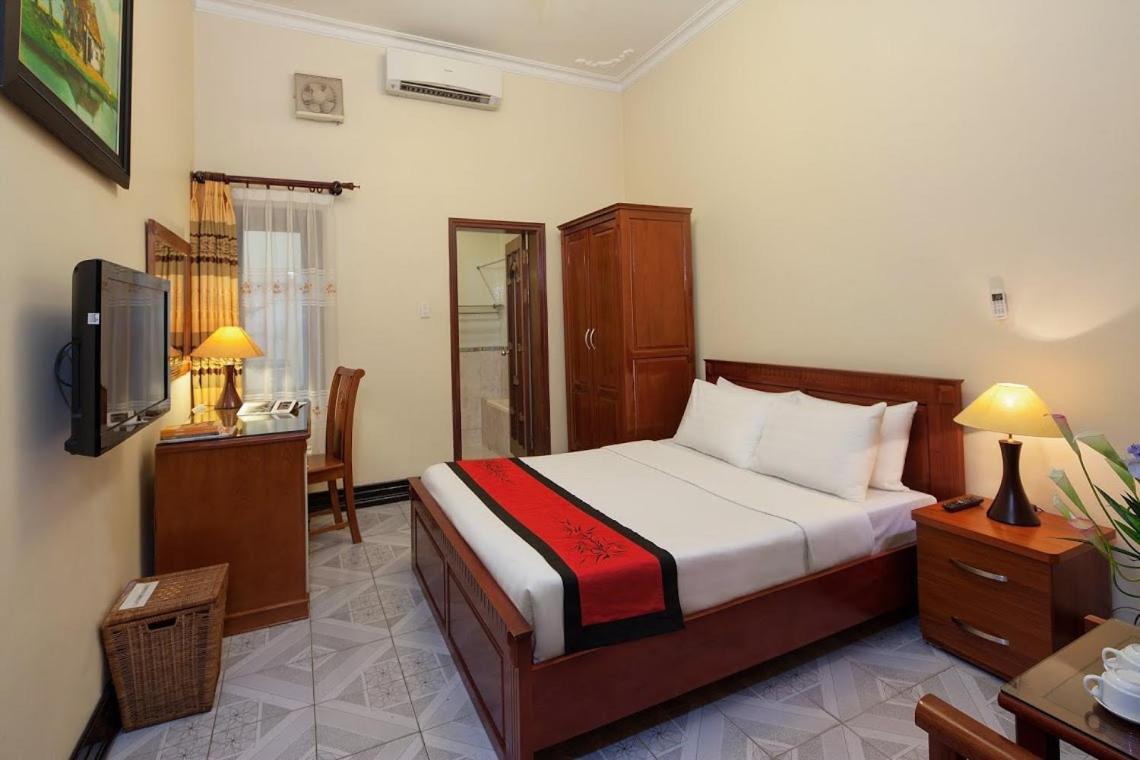 Lucky Central Hotel & Travel Ханой Экстерьер фото